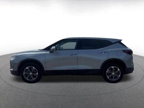 Used 2026 Chevrolet Blazer LT FWD image 7