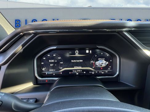 Used 2022 GMC Sierra 1500 AT4 w/ Technology Package image 9