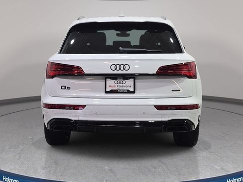 Certified 2024 Audi Q5 e Premium Plus w/ Premium Plus Package AWD/4WD image 7