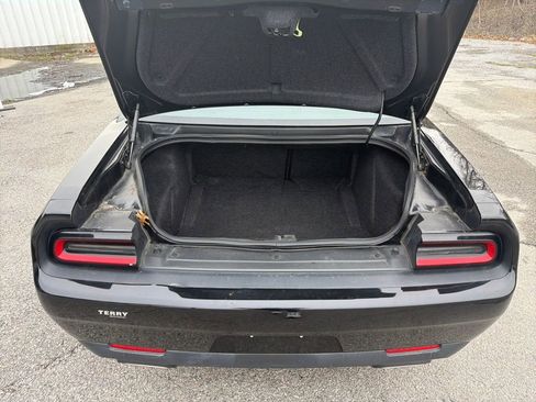 Used 2023 Dodge Challenger SXT image 13