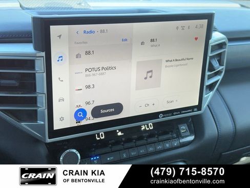 Used 2024 Toyota Tundra Platinum AWD/4WD image 15