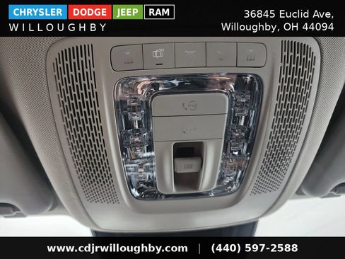 Used 2024 Mercedes-Benz GLE 350 4MATIC image 25