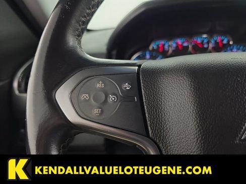 Used 2015 Chevrolet Suburban LT AWD/4WD image 15