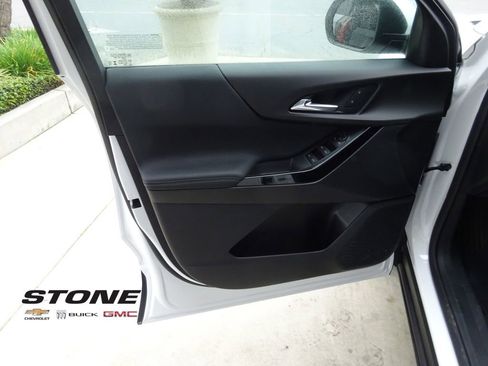 New 2026 Chevrolet Equinox LT image 24