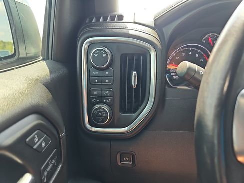 Used 2019 Chevrolet Silverado 1500 LTZ w/ LTZ Plus Package AWD/4WD image 32