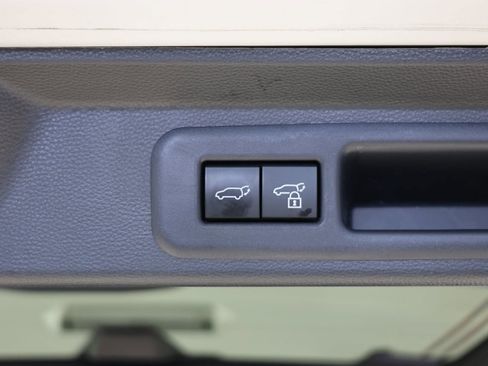 Used 2025 Toyota Sequoia Platinum image 49