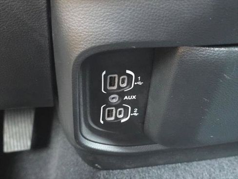 Certified 2025 RAM 1500 Big Horn AWD/4WD image 29