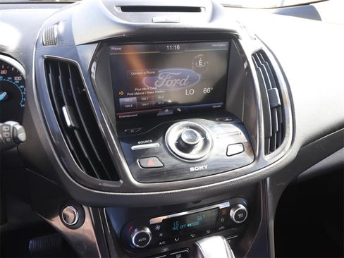 Used 2015 Ford Escape Titanium image 17