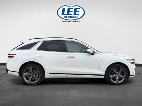 Used 2022 Genesis GV70 3.5T Sport w/ Sport Prestige Package image 6