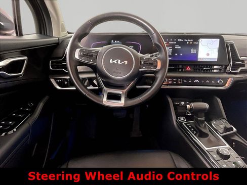 Used 2024 Kia Sportage EX AWD/4WD image 8