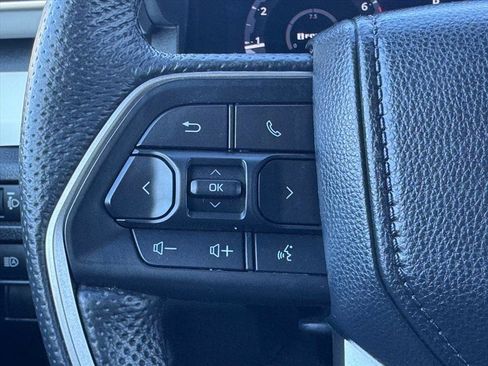 Used 2024 Toyota Tacoma TRD Sport image 16