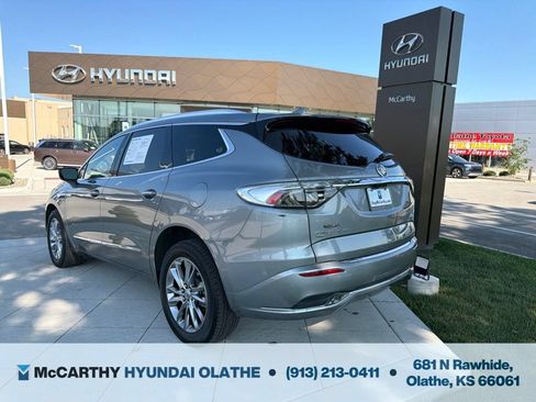 Used 2023 Buick Enclave Avenir w/ Avenir Technology Package AWD/4WD image 14