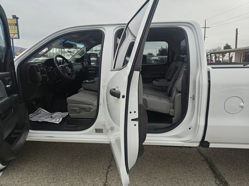 Used 2019 Chevrolet Silverado 3500 W/T image 3