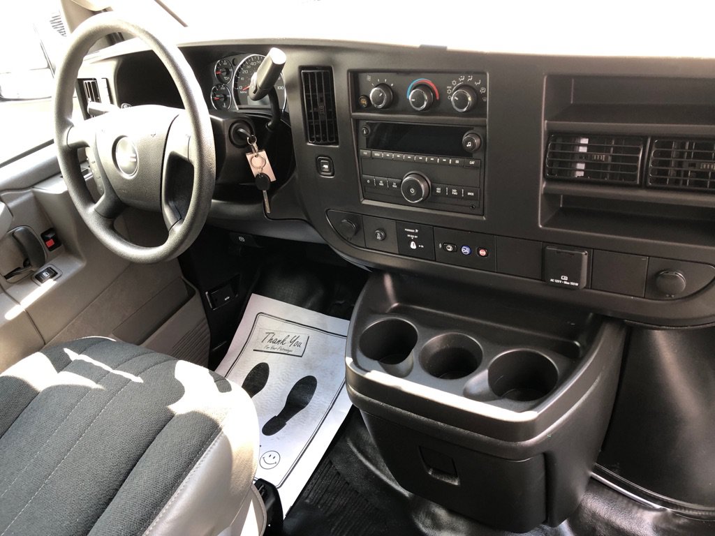 Used 2025 GMC Savana 2500 w/ Driver Convenience Package RWD image 26