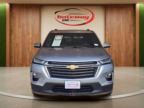Used 2023 Chevrolet Traverse LT AWD/4WD image 2