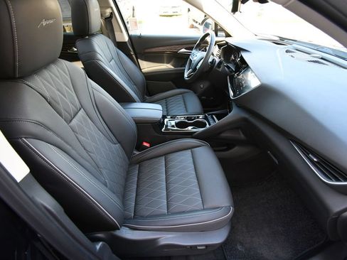 Used 2023 Buick Envision Avenir AWD/4WD image 20