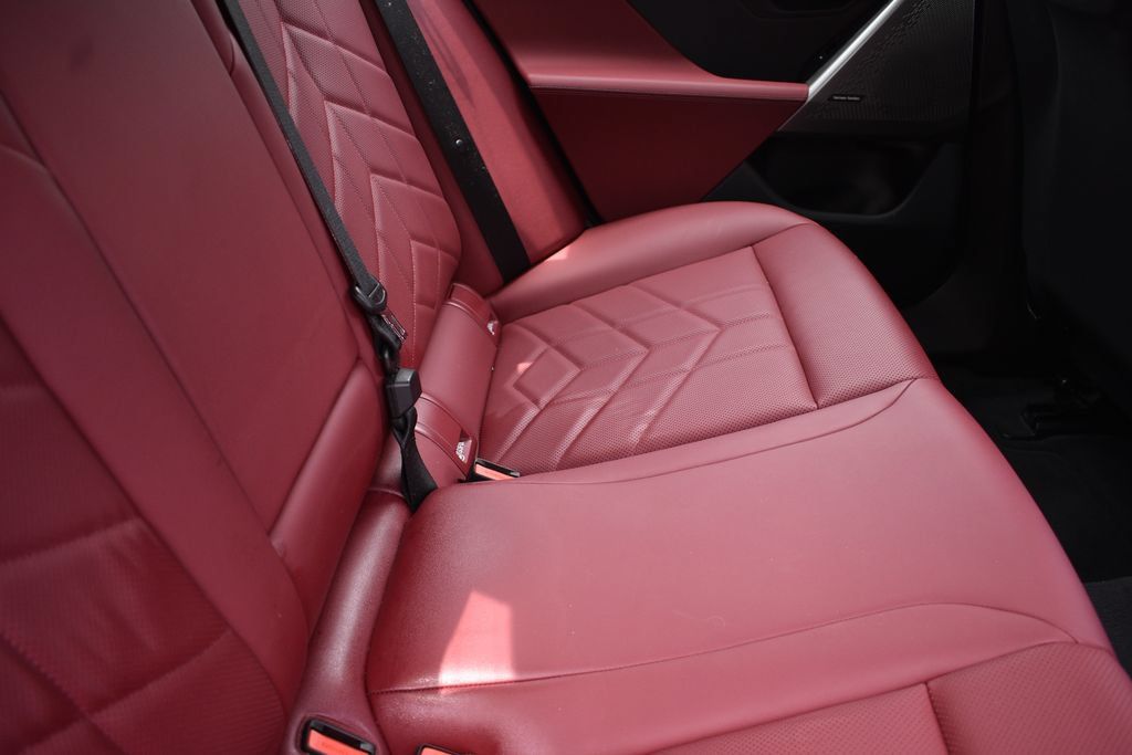 Used 2026 BMW 530i RWD image 28