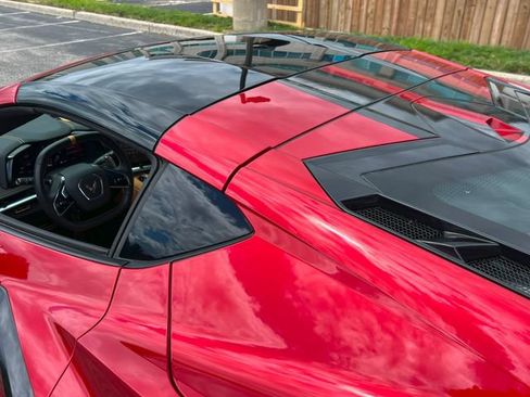 Used 2022 Chevrolet Corvette Stingray Preferred Cpe w/ Battery Protection Package RWD image 12