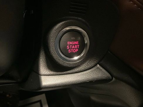 Used 2022 Subaru Outback Touring image 17