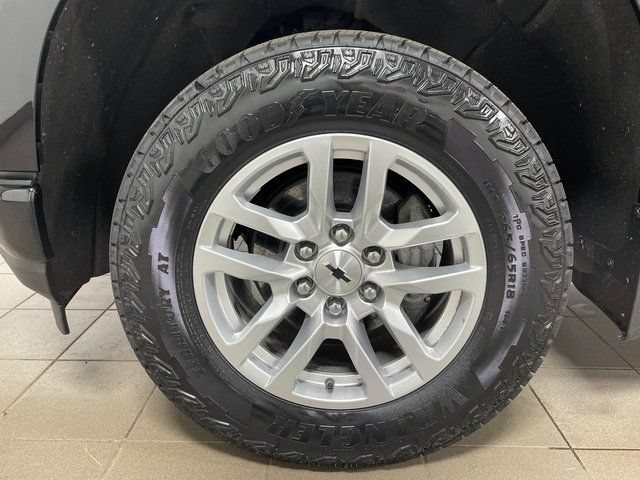 Used 2020 Chevrolet Silverado 1500 RST AWD/4WD image 7