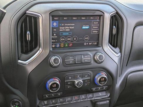 Used 2021 GMC Sierra 2500 Denali w/ Denali Ultimate Package image 10