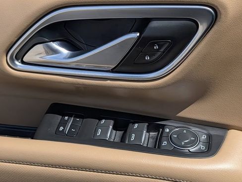 Used 2021 Chevrolet Tahoe Premier image 23