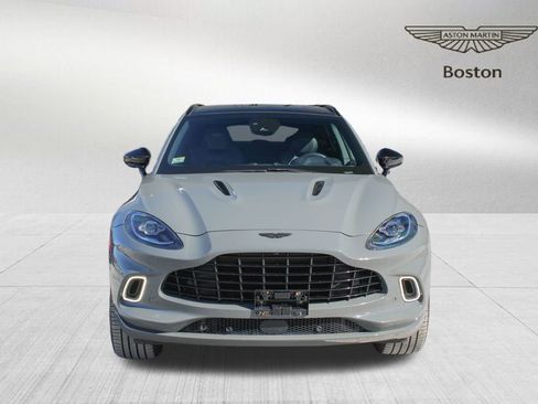 Used 2022 Aston Martin DBX image 4