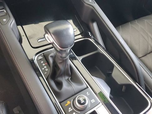Certified 2025 Kia Telluride SX Prestige X-Line AWD/4WD image 27