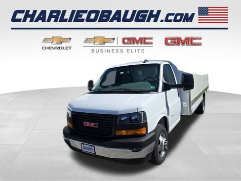 New 2025 GMC Savana 3500 Extended w/ Power Convenience Package image 1