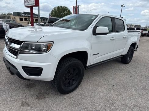 Used 2018 Chevrolet Colorado W/T w/ WT Convenience Package image 3