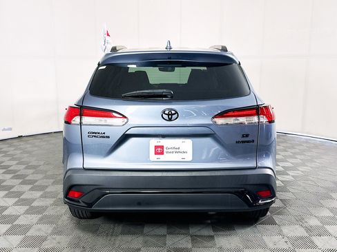 Used 2024 Toyota Corolla Cross AWD Hybrid image 4