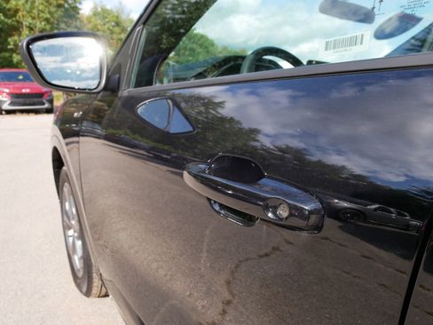 Used 2024 Ford Escape ST-Line image 13