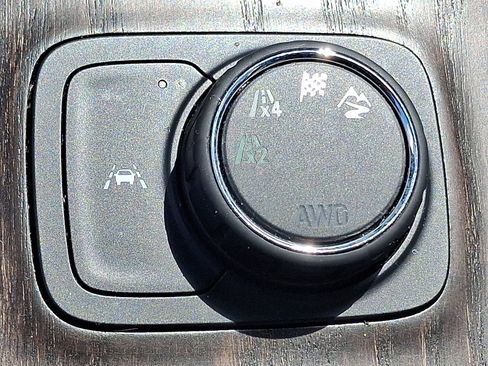 Used 2022 GMC Acadia Denali AWD/4WD image 24