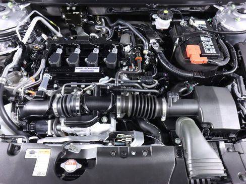 Used 2018 Honda Accord EX-L image 39