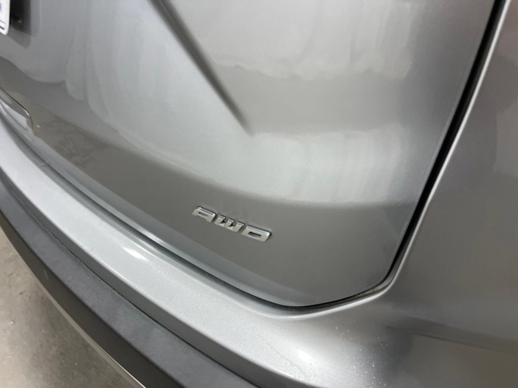 Used 2023 Ford Edge SEL AWD/4WD image 14