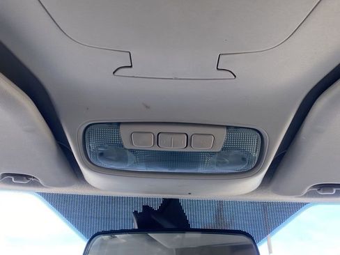 Used 2018 Ford Transit Connect XL image 33