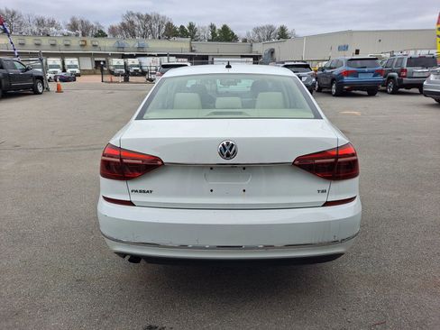 Used 2017 Volkswagen Passat 1.8T S FWD image 6