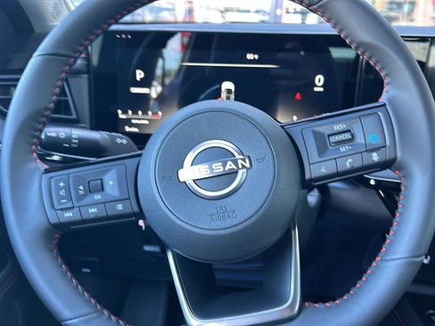 New 2026 Nissan Kicks SR w/ Cold Weather Package image 20