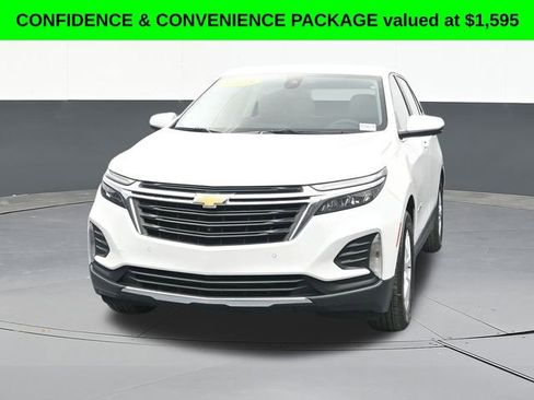 Used 2023 Chevrolet Equinox LT image 2