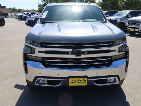 Used 2019 Chevrolet Silverado 1500 LTZ w/ LTZ Plus Package AWD/4WD image 2