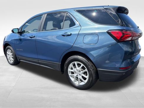 Used 2024 Chevrolet Equinox LT AWD/4WD image 3