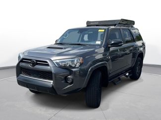 Used 2020 Toyota 4Runner Venture w/ Moonroof Package AWD/4WD video 2