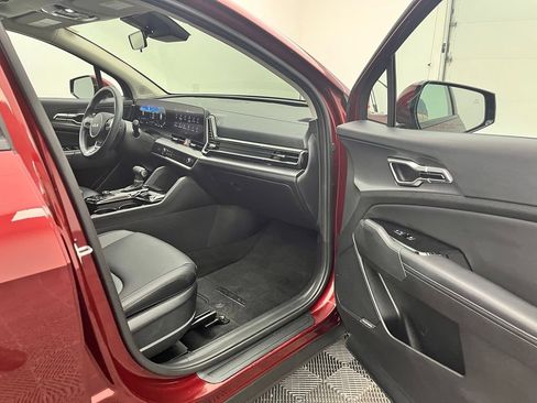 Used 2023 Kia Sportage SX FWD image 33