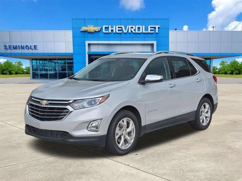 Used 2018 Chevrolet Equinox Premier FWD image 2