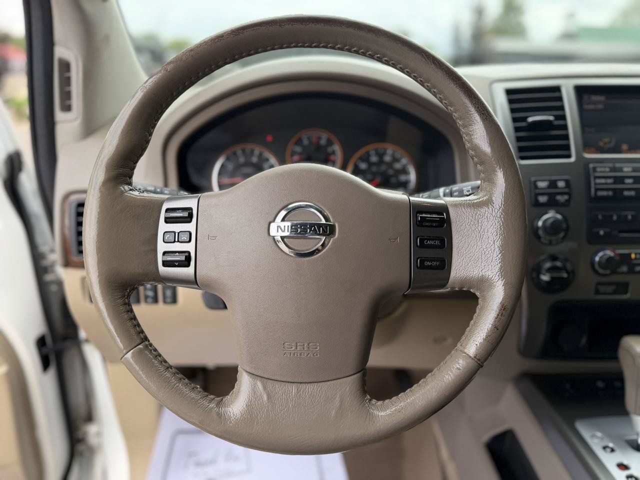 Used 2011 Nissan Armada Platinum w/ 2nd Row Captain Seat Pkg AWD/4WD image 10