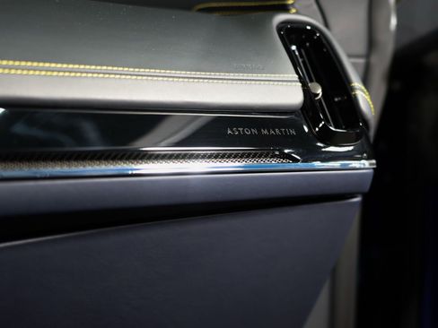 Used 2025 Aston Martin DBX 707 image 25