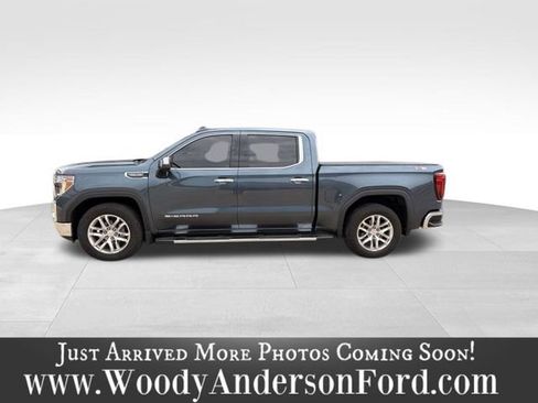 Used 2020 GMC Sierra 1500 SLT w/ SLT Premium Package AWD/4WD image 3