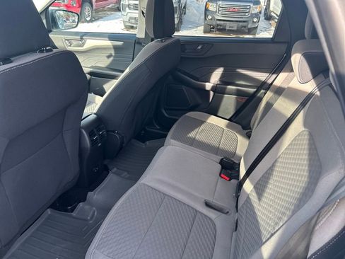 Used 2022 Ford Escape SE w/ Cold Weather Package image 13