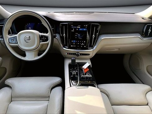 Used 2024 Volvo S60 T8 Ultimate w/ Climate Package image 8