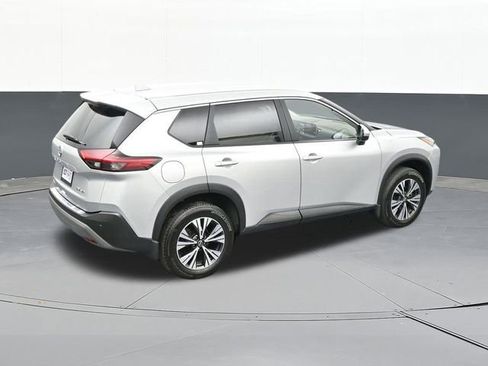 Used 2023 Nissan Rogue SV image 61